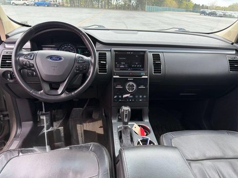 Used 2014 Ford Flex Limited w/ Equipment Group 301A AWD/4WD image 2