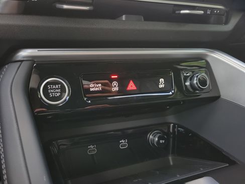 New 2026 Audi Q5 Premium Plus AWD/4WD image 22