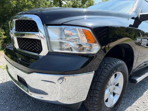 Used 2020 RAM 1500 Classic SLT w/ Luxury Group AWD/4WD image 12