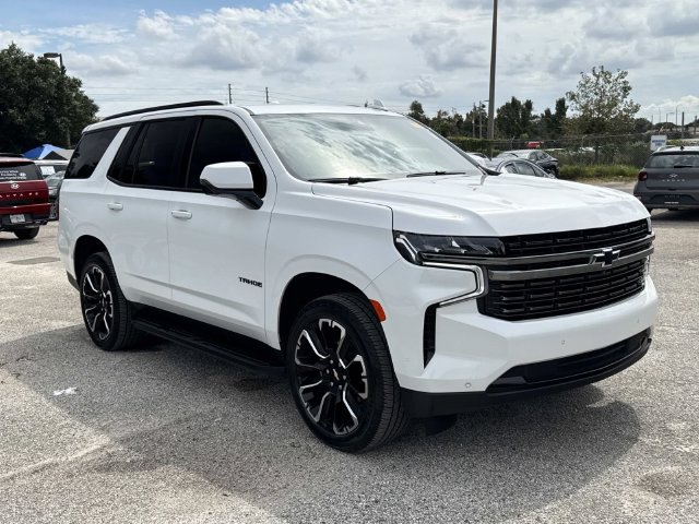 Used 2022 Chevrolet Tahoe RST w/ Luxury Package RWD image 2