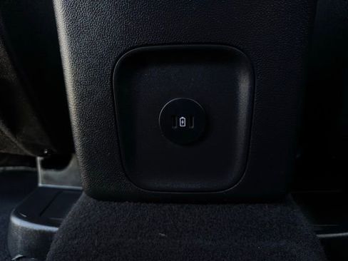 Used 2023 Ford Escape Platinum image 23