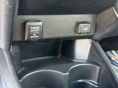 Used 2009 Honda Fit Sport image 22