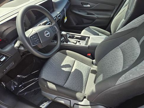 New 2026 Nissan Sentra SV FWD image 5