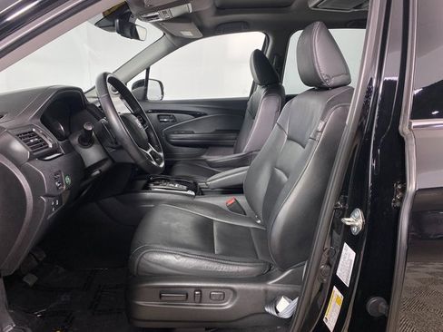 Used 2021 Honda Pilot Touring image 12
