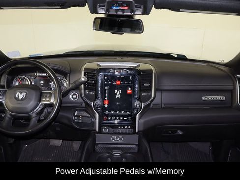 Used 2021 RAM 2500 Laramie w/ Night Edition AWD/4WD image 13