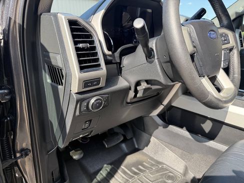 Used 2019 Ford F250 Lariat w/ Lariat Value Package AWD/4WD image 14