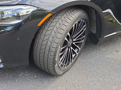Certified 2025 Mercedes-Benz S 580e 4MATIC Sedan image 32