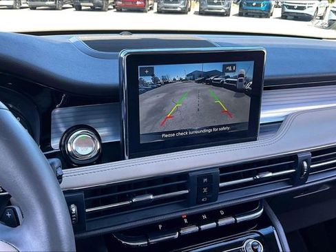Used 2022 Lincoln Corsair FWD image 12