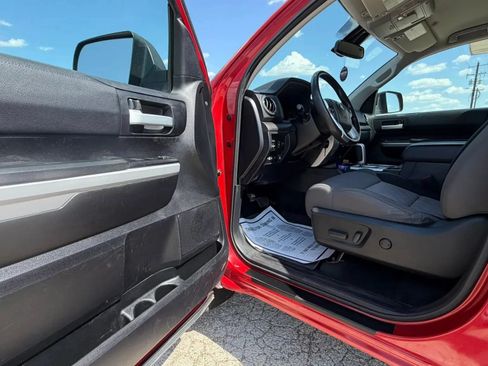 Used 2021 Toyota Tundra SR5 w/ Convenience Package RWD image 7
