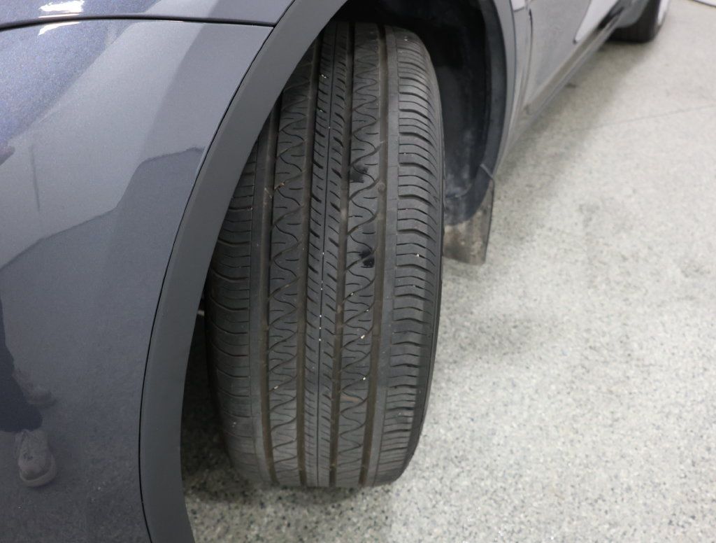 Used 2023 Tesla Model Y 2WD image 4