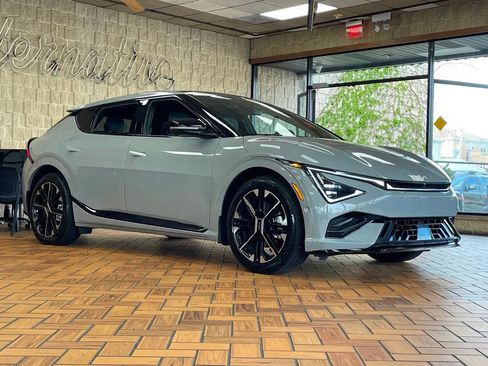 Used 2025 Kia EV6 GT-Line image 8