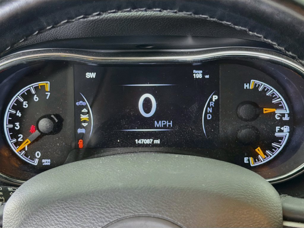 Used 2020 Jeep Grand Cherokee Limited w/ Premium Lighting Group RWD image 16