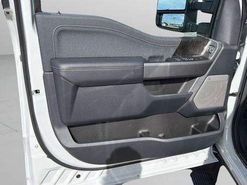 Used 2026 Ford F450 Lariat w/ Lariat Ultimate Package image 19