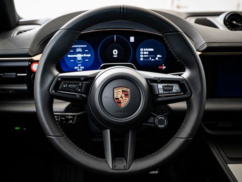 New 2026 Porsche Macan 4S Electric AWD/4WD image 33