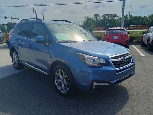 Used 2017 Subaru Forester 2.5i Touring AWD/4WD image 3