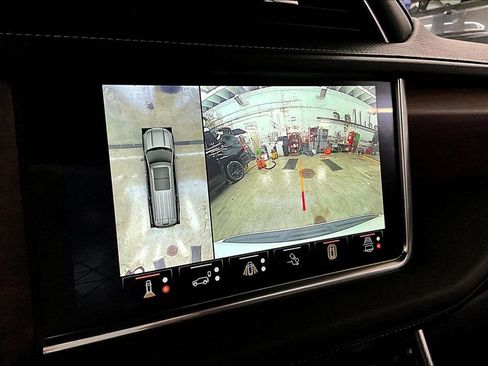 Used 2024 GMC Yukon XL Denali Ultimate image 14