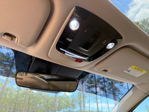 Used 2023 Kia Sorento S w/ Panoramic Sunroof Package FWD image 22