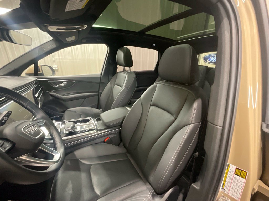 Used 2025 Audi Q7 3.0T Premium Plus AWD/4WD image 10