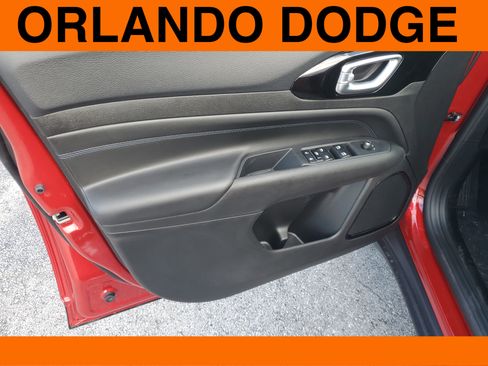 New 2026 Jeep Compass Latitude image 14