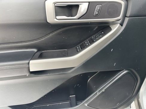 Used 2023 Ford Explorer XLT w/ Equipment Group 202A image 11