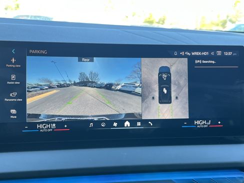 Used 2025 BMW X3 xDrive30i image 4