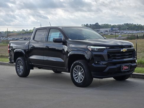 New 2026 Chevrolet Colorado LT w/ LT Convenience Package AWD/4WD image 1