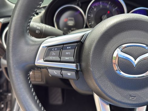Used 2023 MAZDA MX-5 Miata Grand Touring RWD image 15