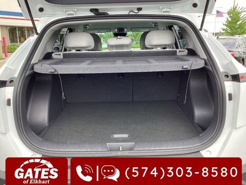 Used 2025 Hyundai Kona SEL FWD image 9