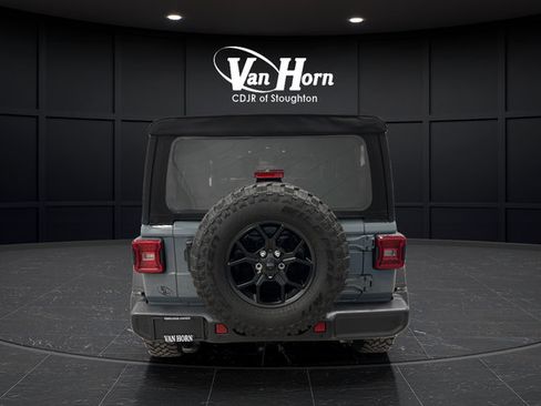 Used 2024 Jeep Wrangler Unlimited Sport AWD/4WD image 12