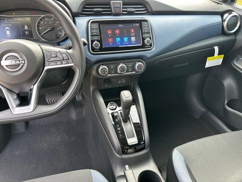 New 2025 Nissan Versa SV w/ Trunk Package FWD image 27