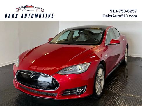 Used 2014 Tesla Model S RWD image 1