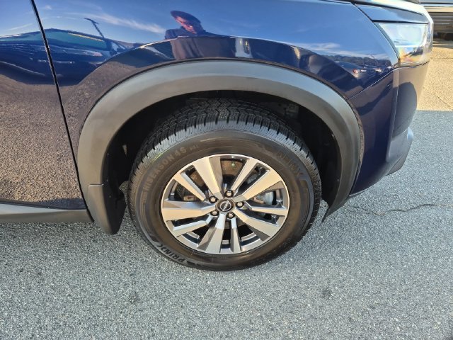 Used 2023 Nissan Pathfinder SL FWD image 10