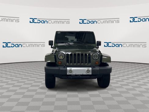 Used 2008 Jeep Wrangler Sahara w/ Dual Top Group image 3