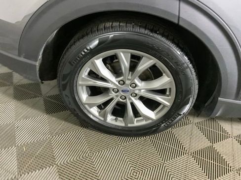 Used 2021 Ford Explorer Limited w/ Equipment Group 301A RWD image 38