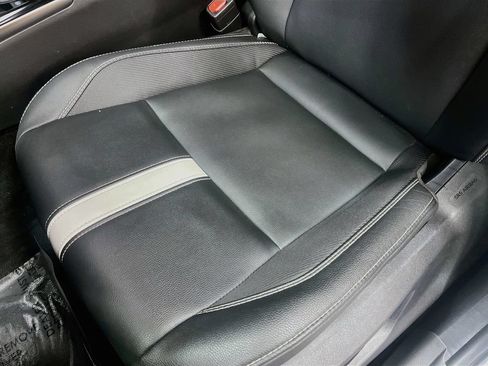 Used 2026 Toyota Camry SE FWD image 19