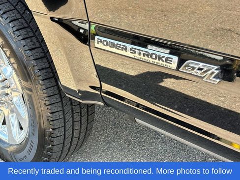 Used 2017 Ford F250 Platinum w/ Platinum Ultimate Package AWD/4WD image 10