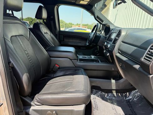 Used 2021 Ford Expedition Max Limited RWD image 24