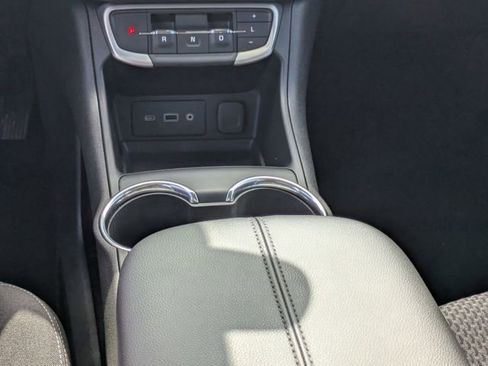 Certified 2024 GMC Terrain SLE image 26