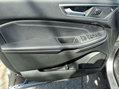 Used 2023 Ford Edge Titanium w/ Equipment Group 301A image 13