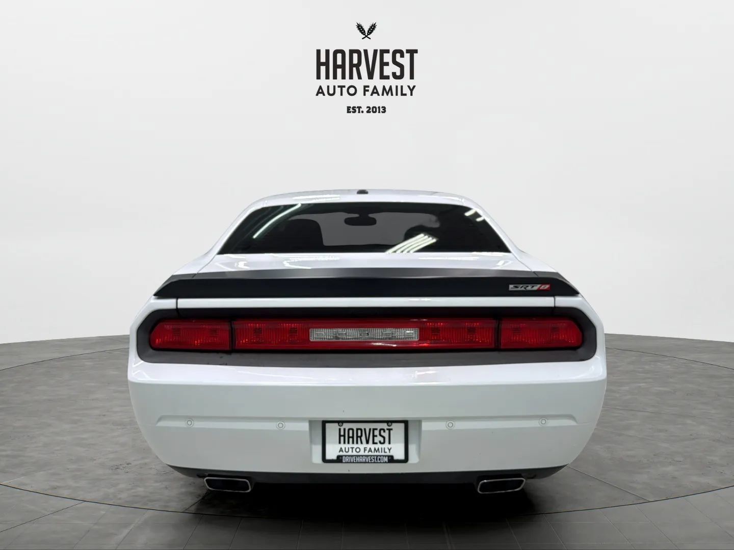 Used 2014 Dodge Challenger SRT8 Core RWD image 5