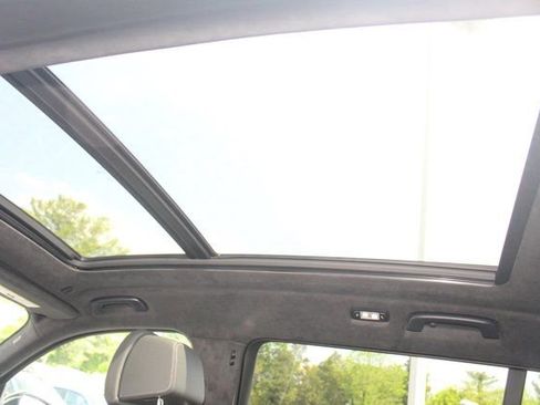 Used 2025 BMW X7 xDrive40i w/ M Sport Package image 27