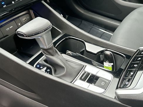 Used 2024 Hyundai Santa Cruz Limited image 15