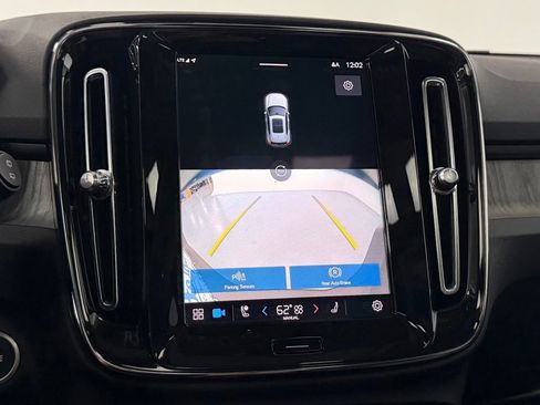 Used 2023 Volvo XC40 B5 Plus w/ Driver Assist Package AWD/4WD image 20