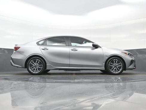 Used 2024 Kia Forte GT-Line w/ GT-Line Premium Package FWD image 33
