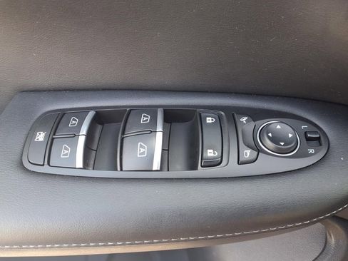 Used 2023 INFINITI QX55 Luxe w/ Cargo Package AWD/4WD image 7