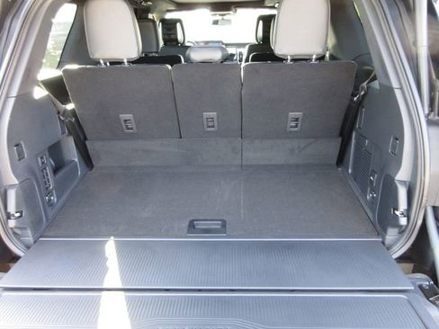 New 2026 Ford Expedition Platinum w/ Stealth Performance Package image 26