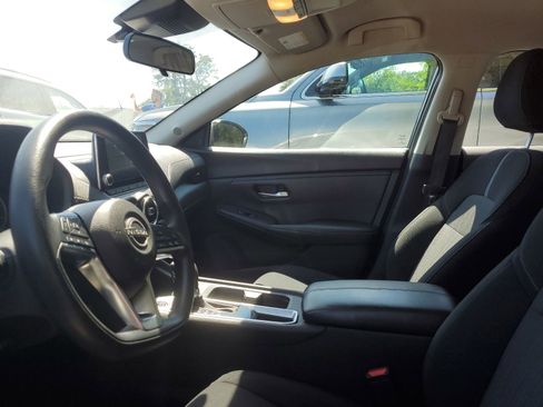 Used 2024 Nissan Sentra SV FWD image 10