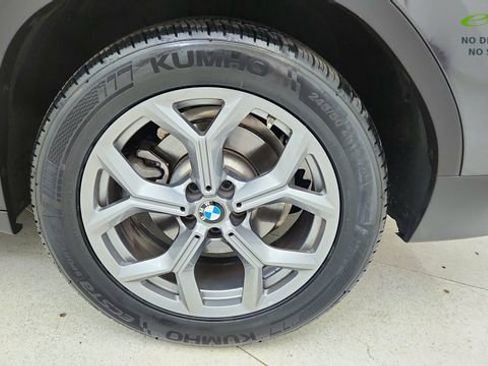 Used 2025 BMW X4 xDrive30i AWD/4WD image 65
