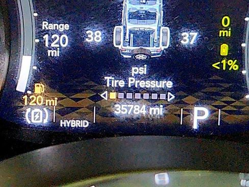 Used 2022 Jeep Wrangler Unlimited Sahara AWD/4WD image 15
