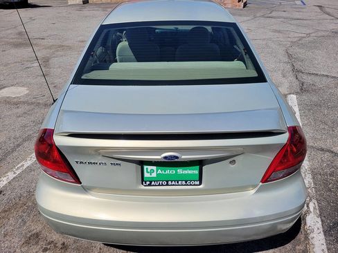 Used 2006 Ford Taurus SE image 5